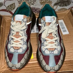 Gucci Shoes